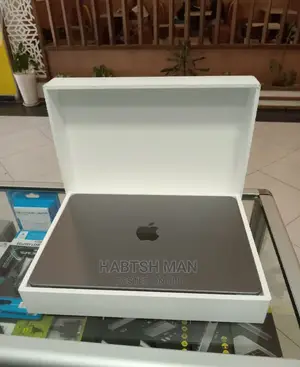 New Laptop Apple MacBook Air 2020 8GB Apple M2 SSD 256GB