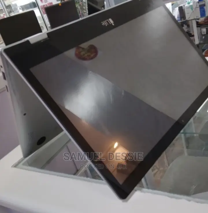 Laptop 2GB SSD 32GB