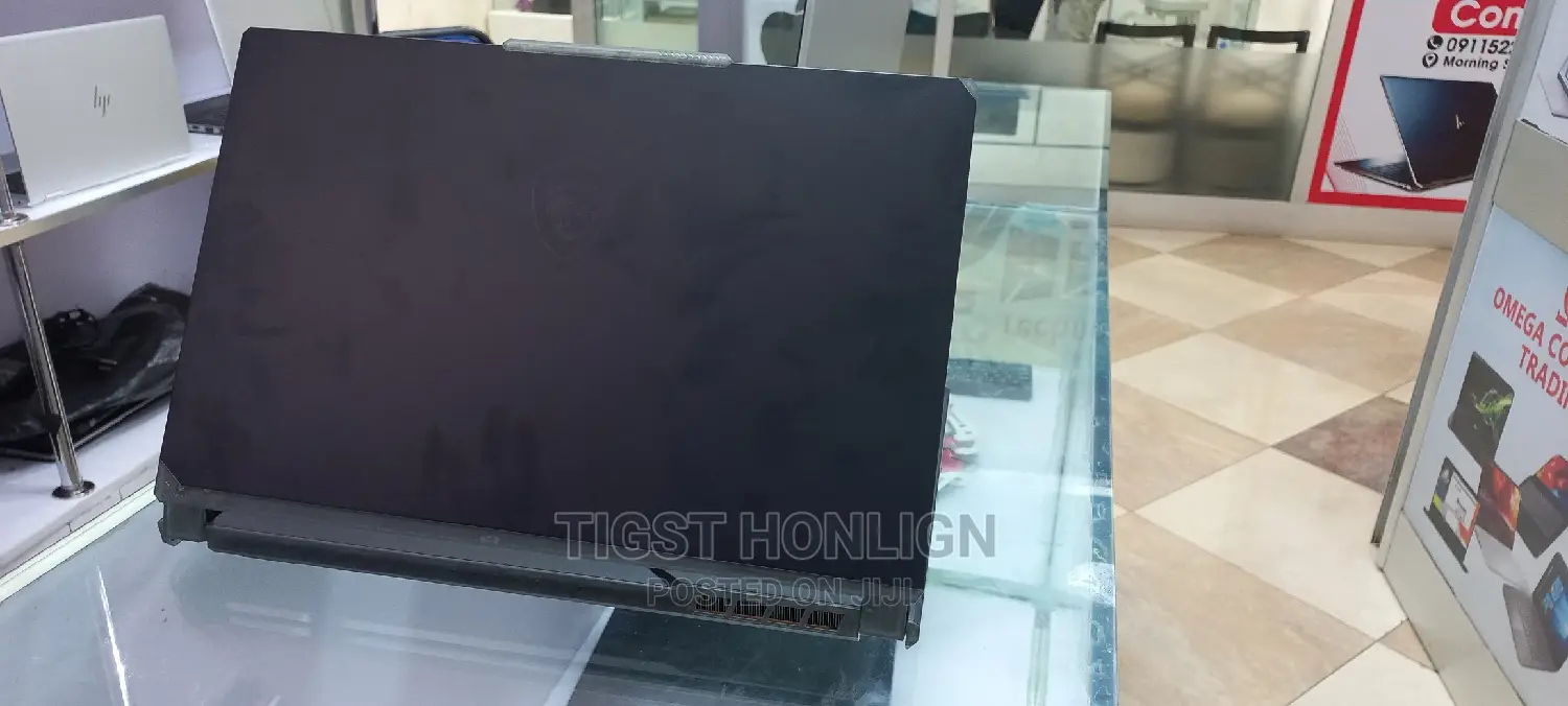 New Laptop MSI GF63 8GB Intel Core I7 SSD 512GB