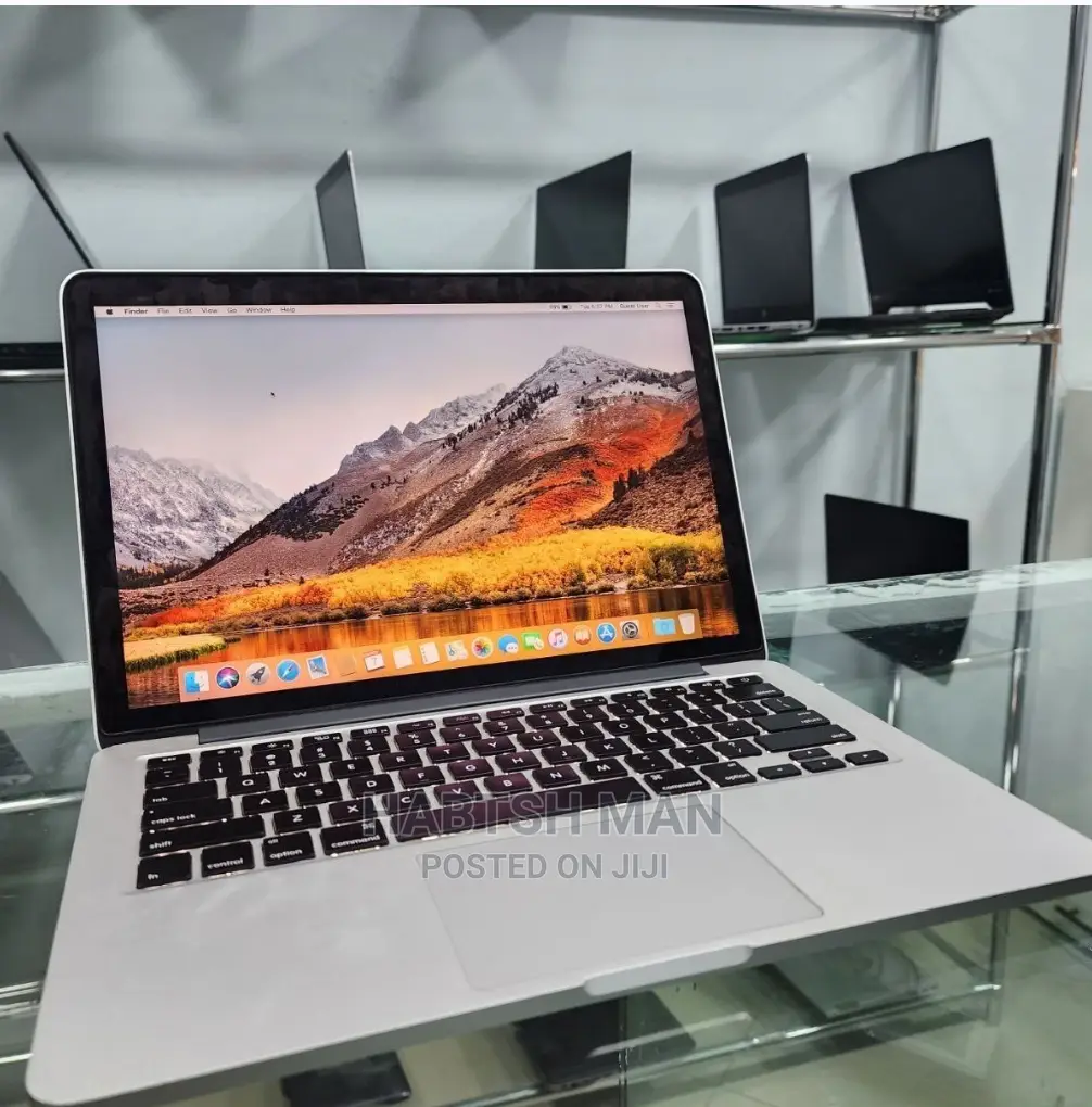 New Laptop Apple MacBook 2015 8GB Intel Core I5 SSD 256GB