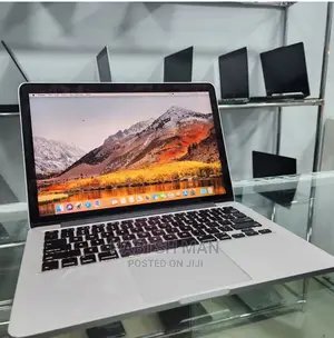 New Laptop Apple MacBook 2015 8GB Intel Core I5 SSD 256GB