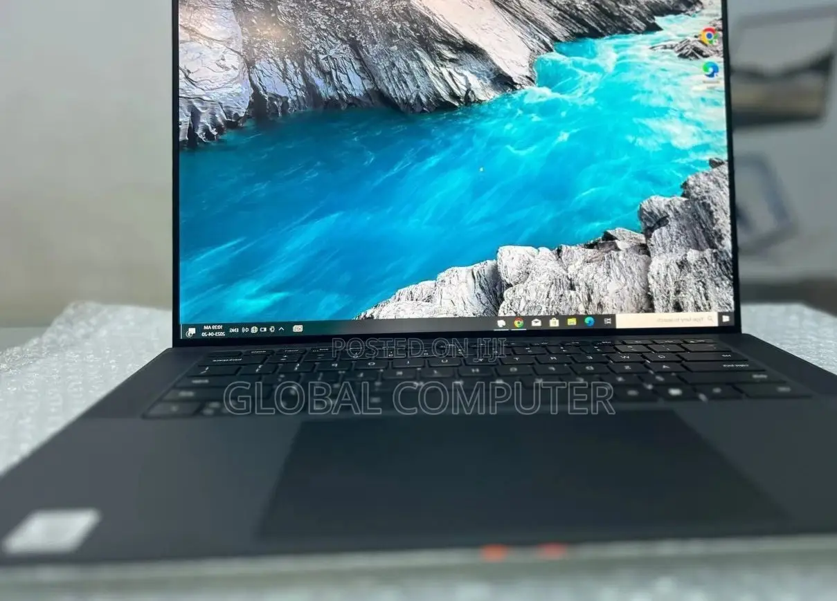 New Laptop Dell Inspiron 11 3168 16GB Intel Core I7 SSD 1T