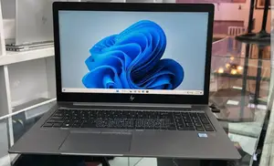 New Laptop HP ZBook 15 16GB Intel Core I7 SSD 512GB