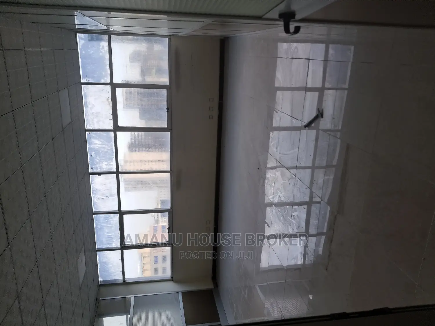 Urgent Office for Rent 160sqm