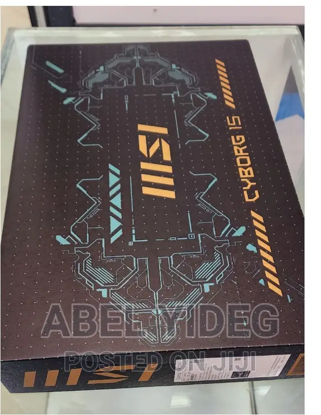 New Laptop MSI 8GB Intel Core I7 SSD 512GB