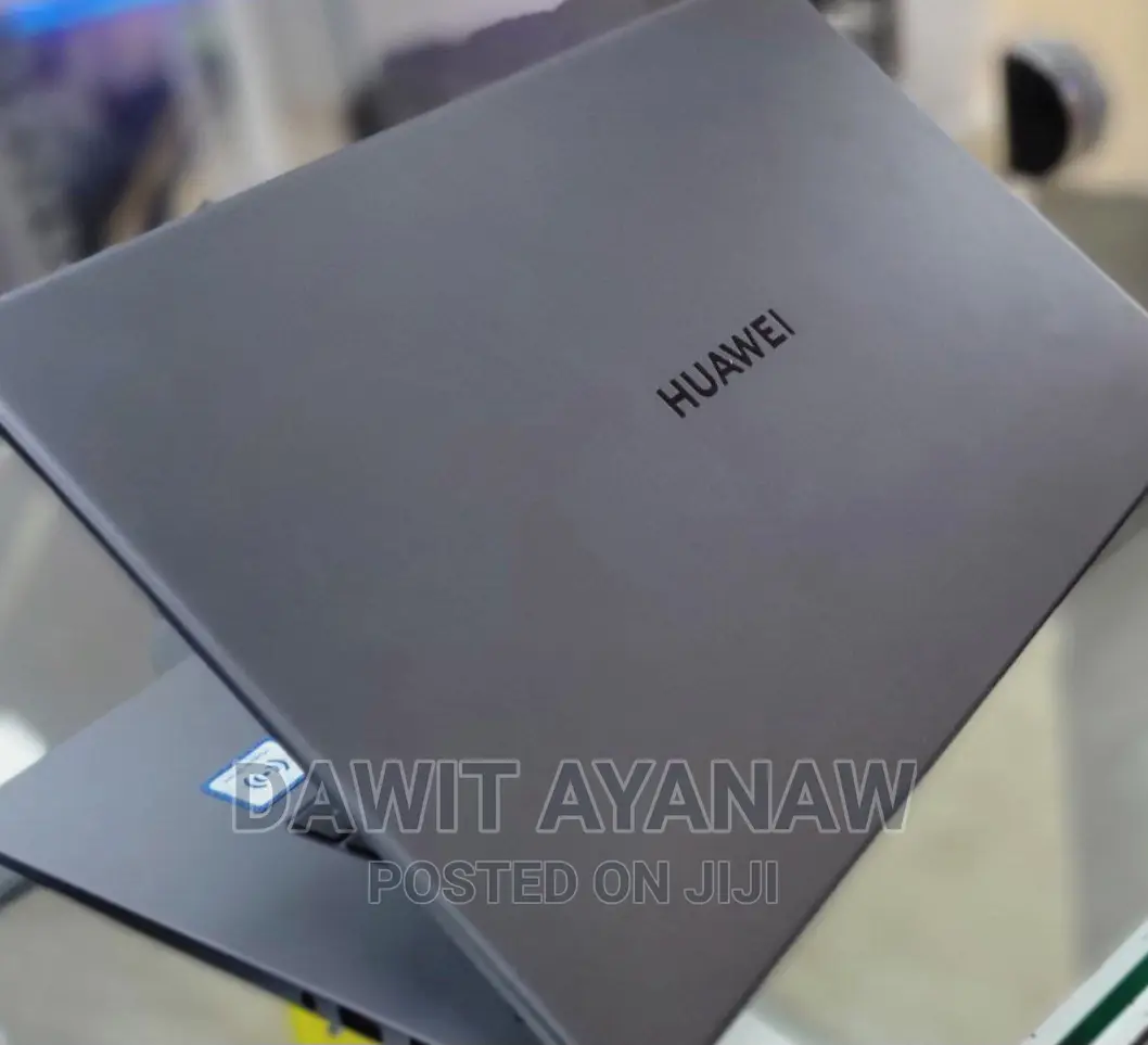 New Laptop Huawei Matebook D 15 8GB Intel Core I5 SSD 512GB