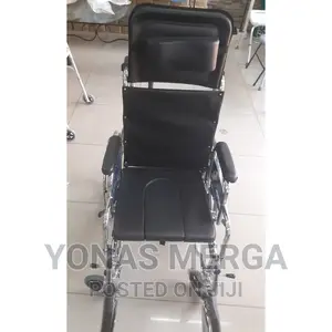 Wheelchair Ideal for Home, Office, Hospital and Mall Use