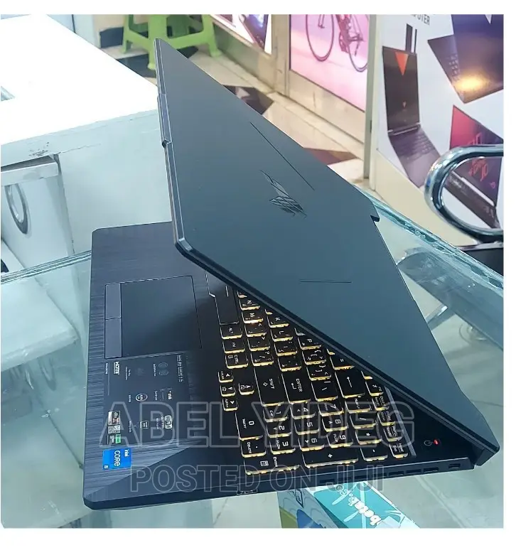 New Laptop Asus TUF Dash F15 8GB Intel Core I5 SSD 512GB