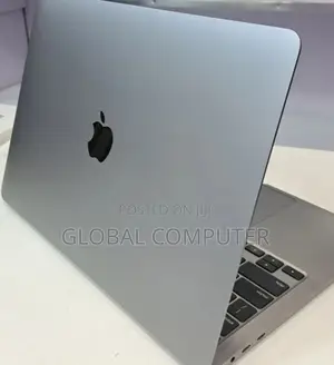 New Laptop Apple MacBook Pro 2017 16GB Intel Core i7 SSD 512GB