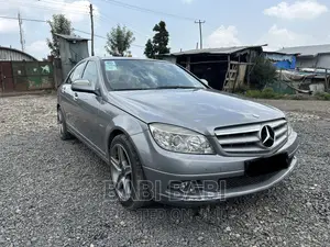 Mercedes-Benz C-Class 2009 Silver