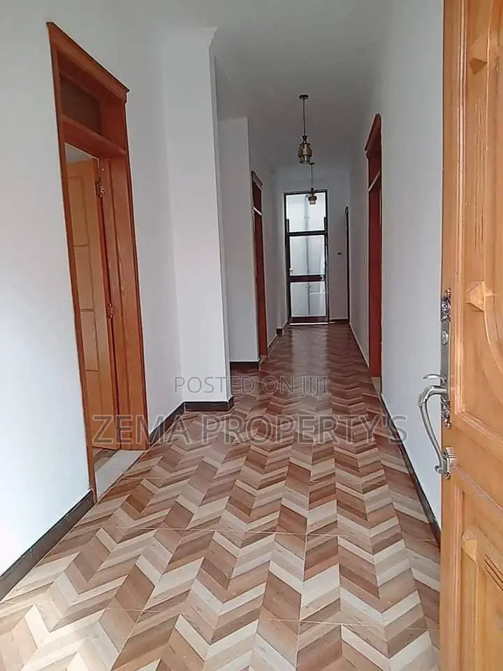 10bdrm Apartment in Office, Kirkos for rent