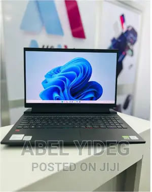 New Laptop Dell 16GB Intel Core I7 SSD 512GB