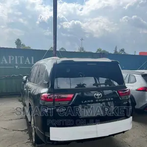 Toyota Land Cruiser 2024 Black