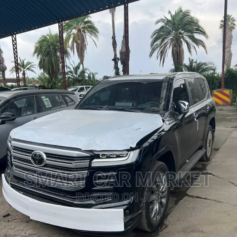 Toyota Land Cruiser 2024 Black