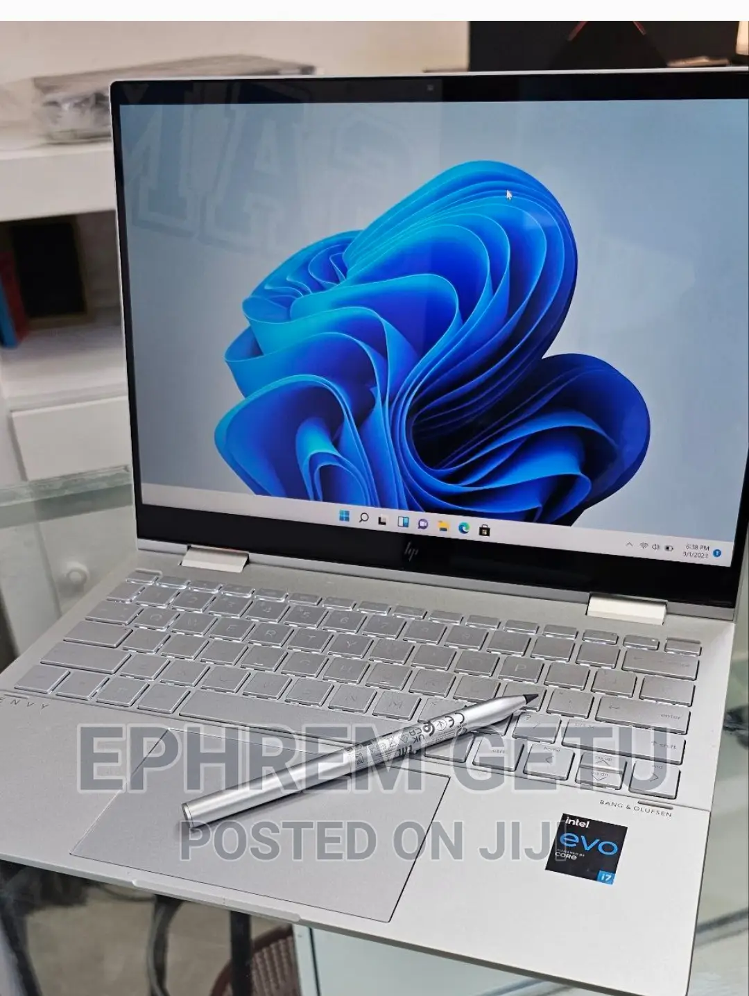 New Laptop HP Envy X360 8GB Intel Core I7 SSD 512GB