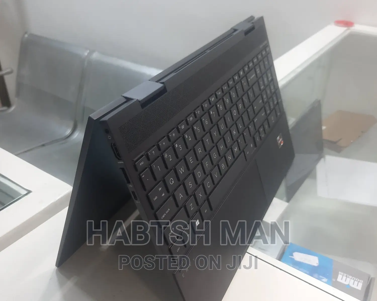 New Laptop HP Envy X360 16GB AMD Ryzen 7 SSD 512GB