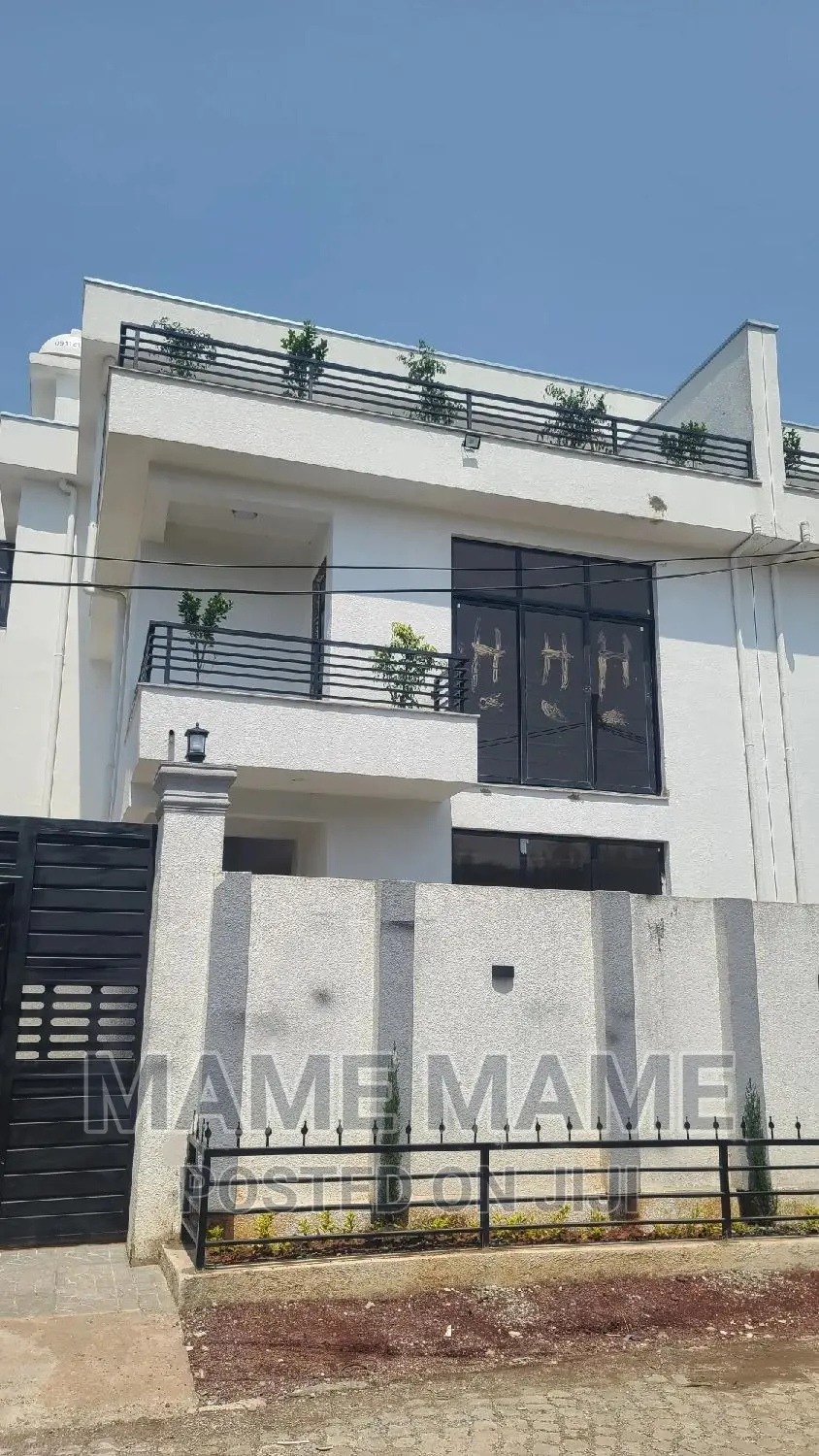 6bdrm House in Addis Abeba, Nifas Silk-Lafto for sale