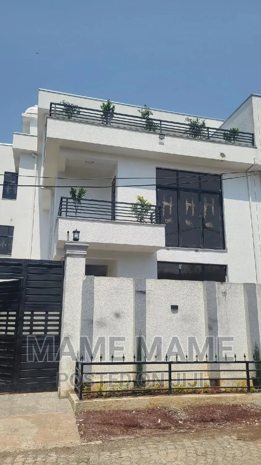 6bdrm House in Addis Abeba, Nifas Silk-Lafto for sale