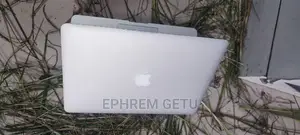 New Laptop Apple MacBook Air 2017 8GB Intel Core I5 SSD 256GB