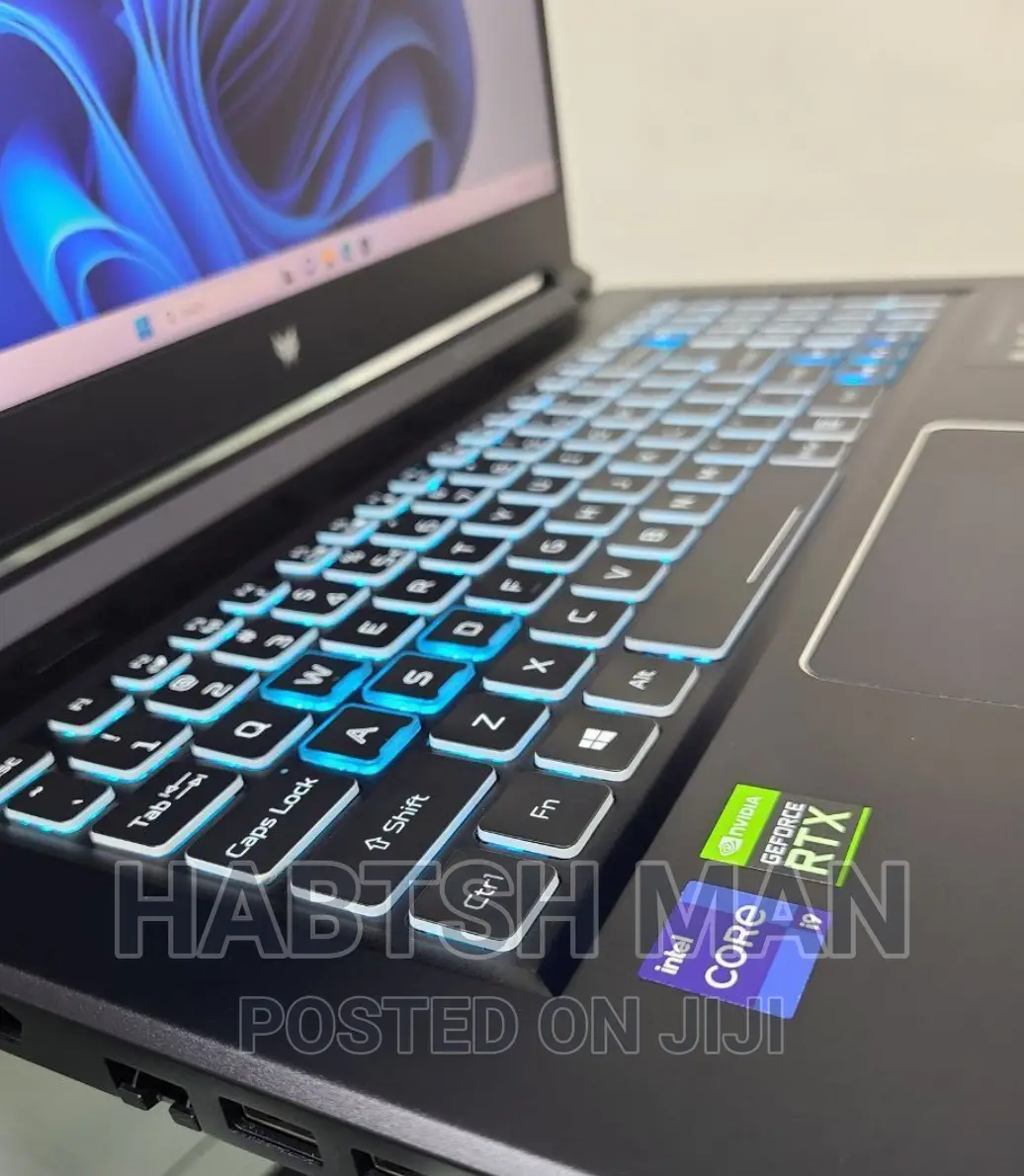 New Laptop Acer Predator Helios 300 16GB Intel Core I9 SSD 1T