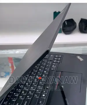 New Laptop Lenovo ThinkPad Yoga 370 8GB Intel Core I5 SSD 16 GB
