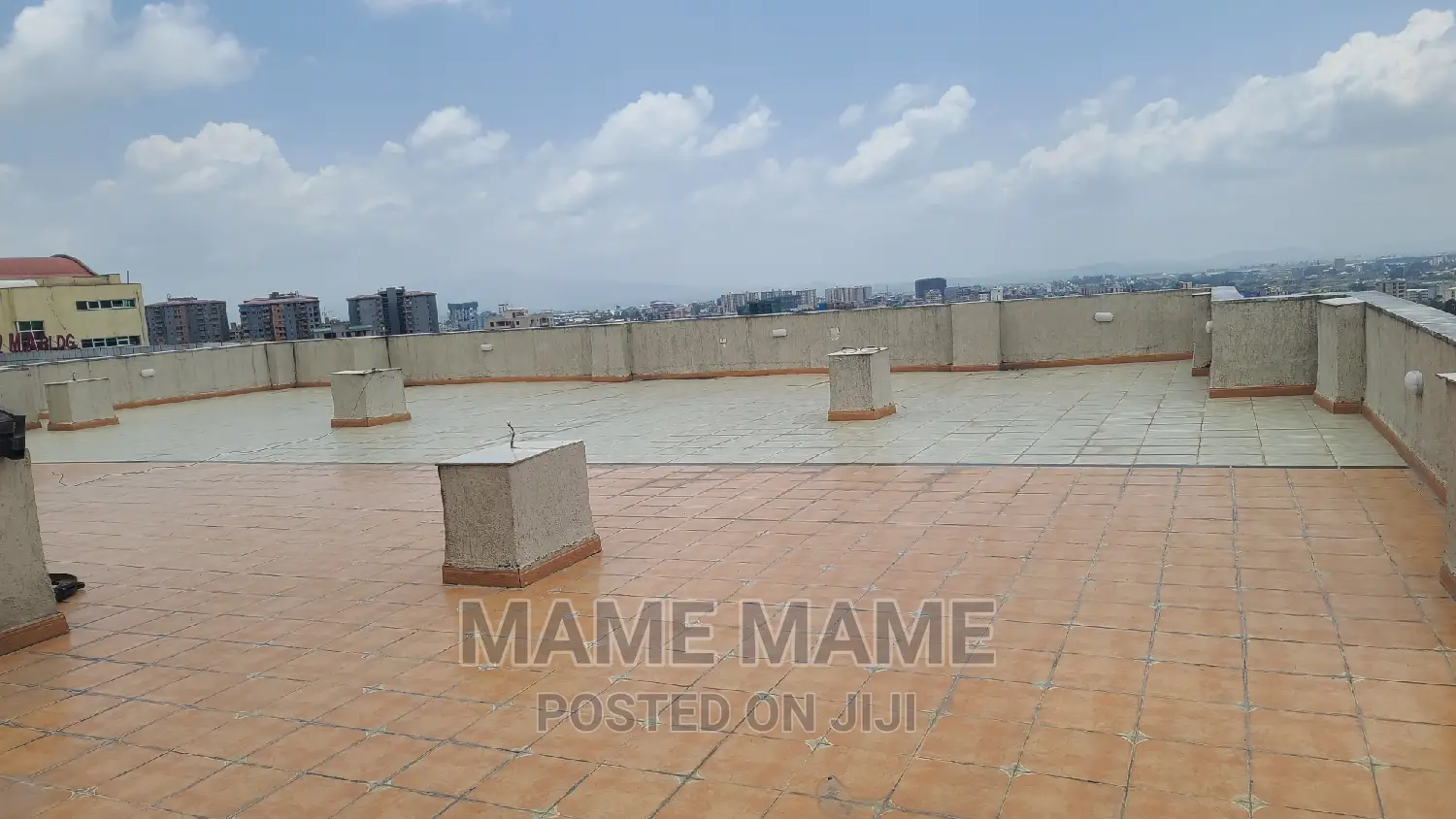 4bdrm Penthouse in Addis Abeba, Bole for rent