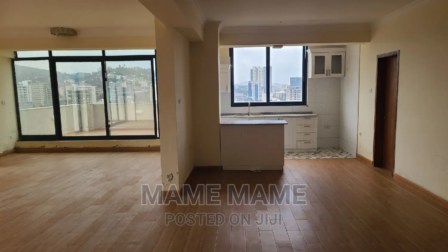 4bdrm Penthouse in Addis Abeba, Bole for rent