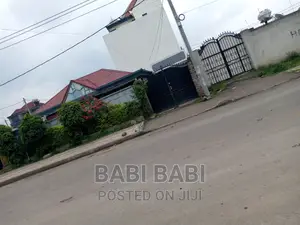 7bdrm House in ጀሞ አካባቢ, Nifas Silk-Lafto for sale