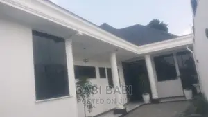 5bdrm House in ጀሞ ቡና ሜዳ, Nifas Silk-Lafto for sale