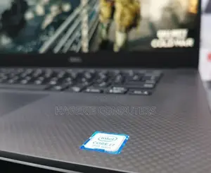 New Laptop Dell XPS 15 9560 32GB Intel Core I7 SSD 512GB