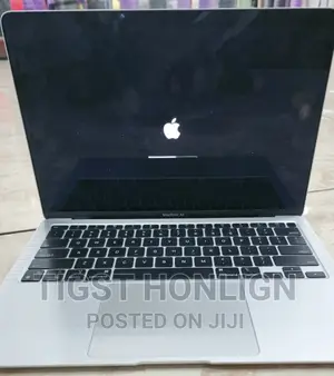 New Laptop Apple MacBook Air 8GB Apple M1 SSD 256GB