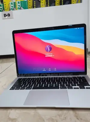 New Laptop Apple MacBook Air 8GB Apple M1 SSD 256GB
