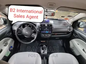 Mitsubishi Attrage 2022 Silver