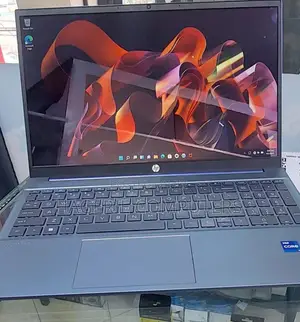 New Laptop HP Pavilion 15 8GB Intel Core I7 SSD 512GB