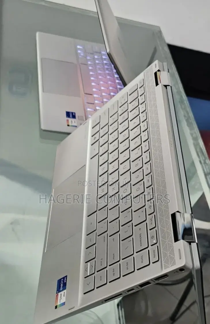New Laptop HP Pavilion 13 8GB Intel Core I5 SSD 512GB