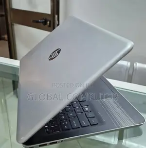 New Laptop HP Pavilion 10 8GB Intel Core I5 SSD 1T