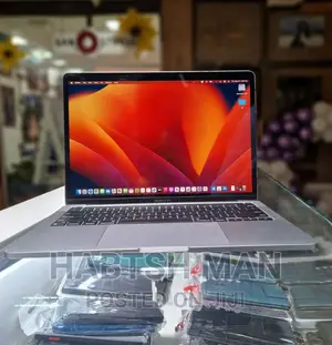 New Laptop Apple MacBook Pro M1 8GB Apple M1 Pro SSD 256GB