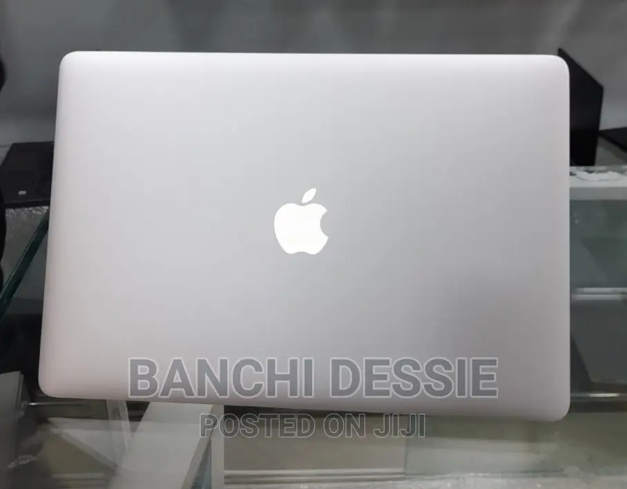 New Laptop Apple MacBook Pro 2015 16GB Intel Core i7 SSD 512GB
