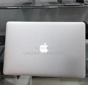 New Laptop Apple MacBook Pro 2015 16GB Intel Core I7 SSD 512GB