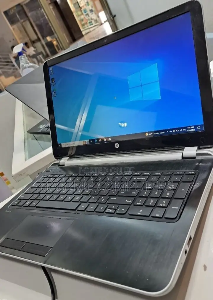 New Laptop HP Pavilion 15 8GB Intel Core I7 HDD 750GB
