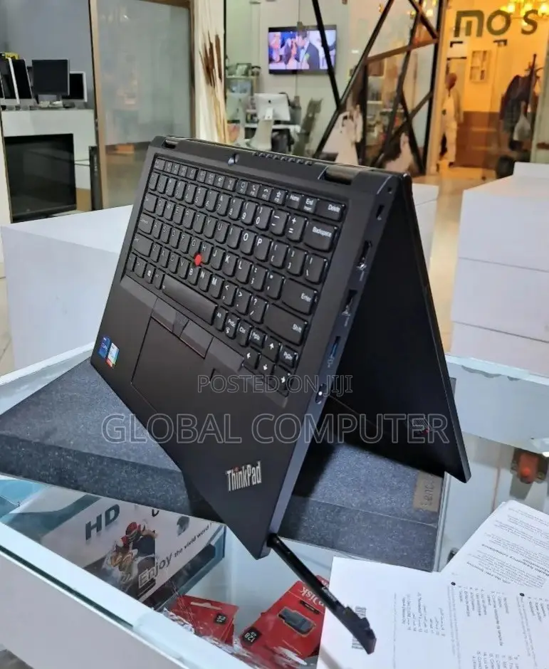 New Laptop Lenovo ThinkPad Yoga 16GB Intel Core I7 SSD 512GB