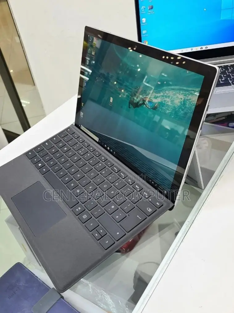 New Laptop Microsoft Surface Laptop 5 8GB Intel Core I5 SSD 256GB