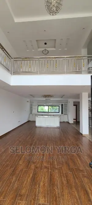 9bdrm House in አድስ አበባ, Bole for sale