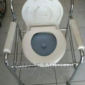 Commode Removable Plastic Commode Pail With Lid