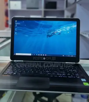 New Laptop HP Pavilion 13 8GB Intel Core I5 HDD 1T