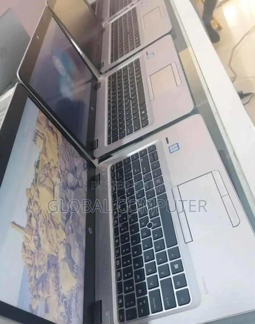 New Laptop HP Pavilion 15-Eh0050wm 8GB Intel Core I7 SSD 512GB