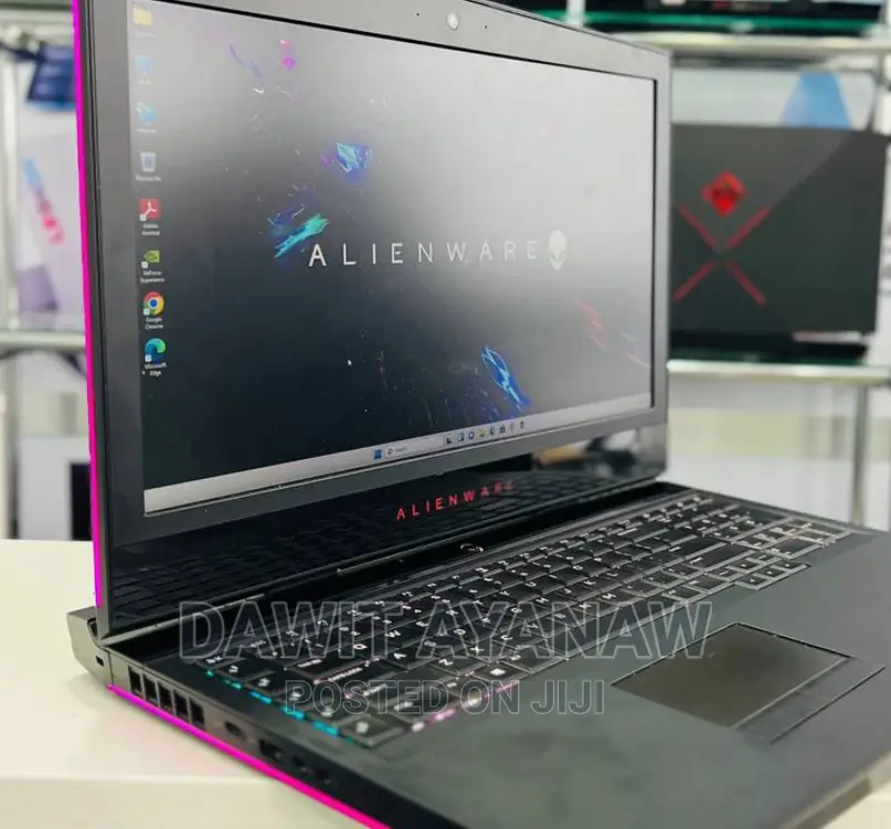 New Laptop Alienware M17x R2 16GB Intel Core I7 SSD 512GB