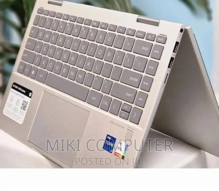 New Laptop HP 14-dq2031tg 16GB Intel Core i7 HDD 512GB