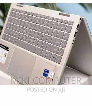 New Laptop HP 14-dq2031tg 16GB Intel Core i7 HDD 512GB
