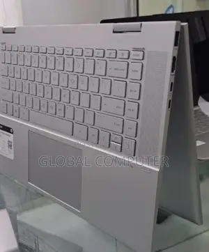 New Laptop HP Envy 17-3000 8GB Intel Core I5 SSD 256GB